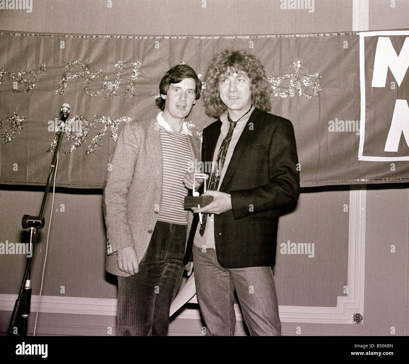 Les Monty Python Michael Palin s vu ici avec Led Zeppelin, Robert Plant au  prix Pop Melody Maker à l'hôtel Waldorf conduit Photo Stock - Alamy