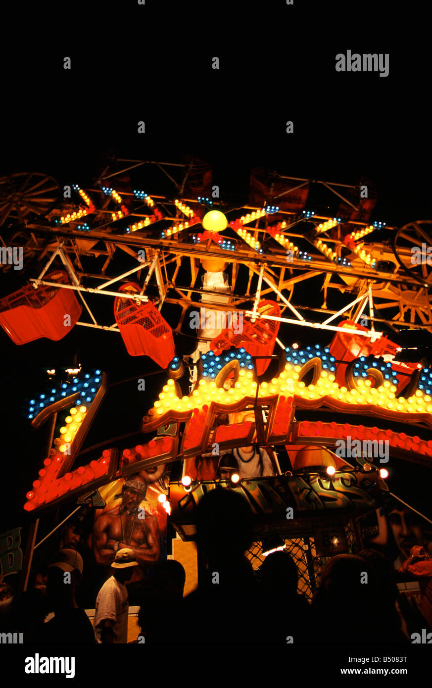 Parc d'un brillant à lèvres jusqu'à l'ensemble de suspension neon Banque D'Images