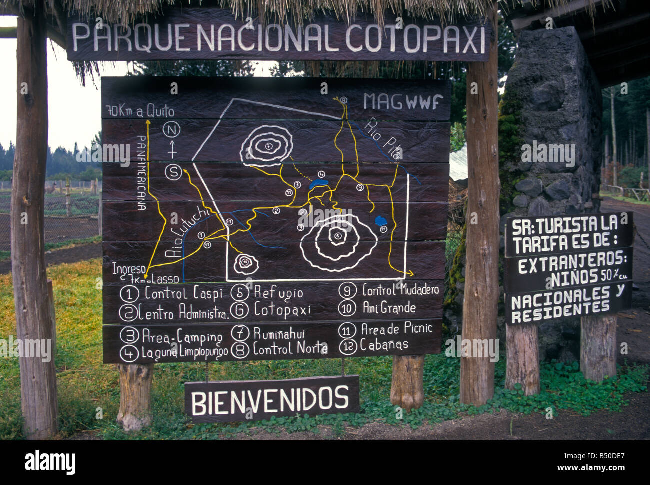 Panneau de bienvenue, bienvenidos, entrée privée, site, Parc National Cotopaxi, Parc National Cotopaxi, Province de Cotopaxi, Equateur, Amérique du Sud Banque D'Images