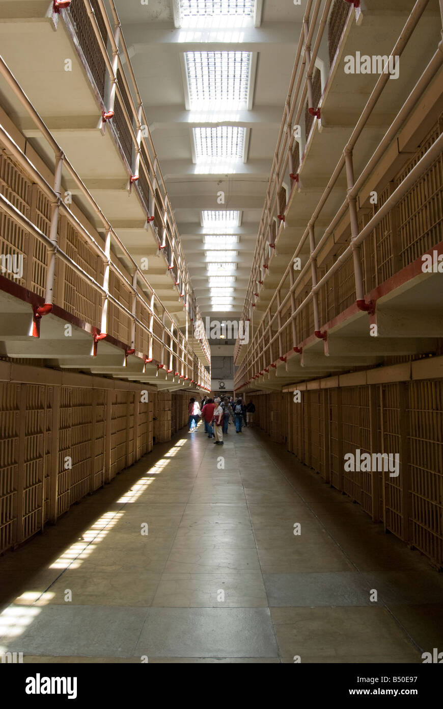 À l'intérieur de l'ancienne prison de haute sécurité d'Alcatraz Banque D'Images