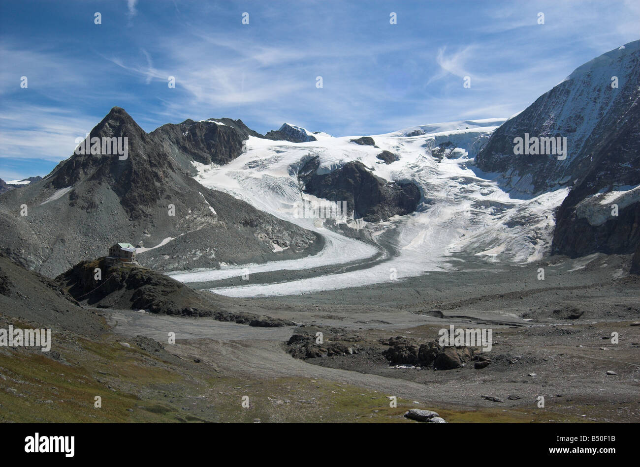 Cabane des Dix, Mont Blanc de Cheilon et le glacier de Cheilon à partir de la Haute Route (Alpes Swizz) Banque D'Images