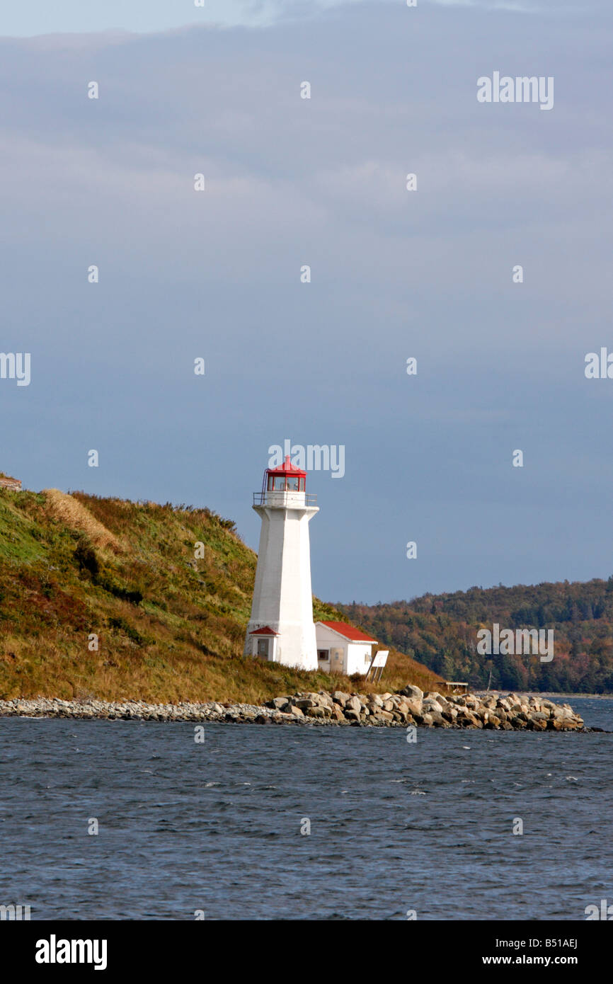 Georges Island phare sur l'île Georges, à Halifax, Nouvelle-Écosse Banque D'Images