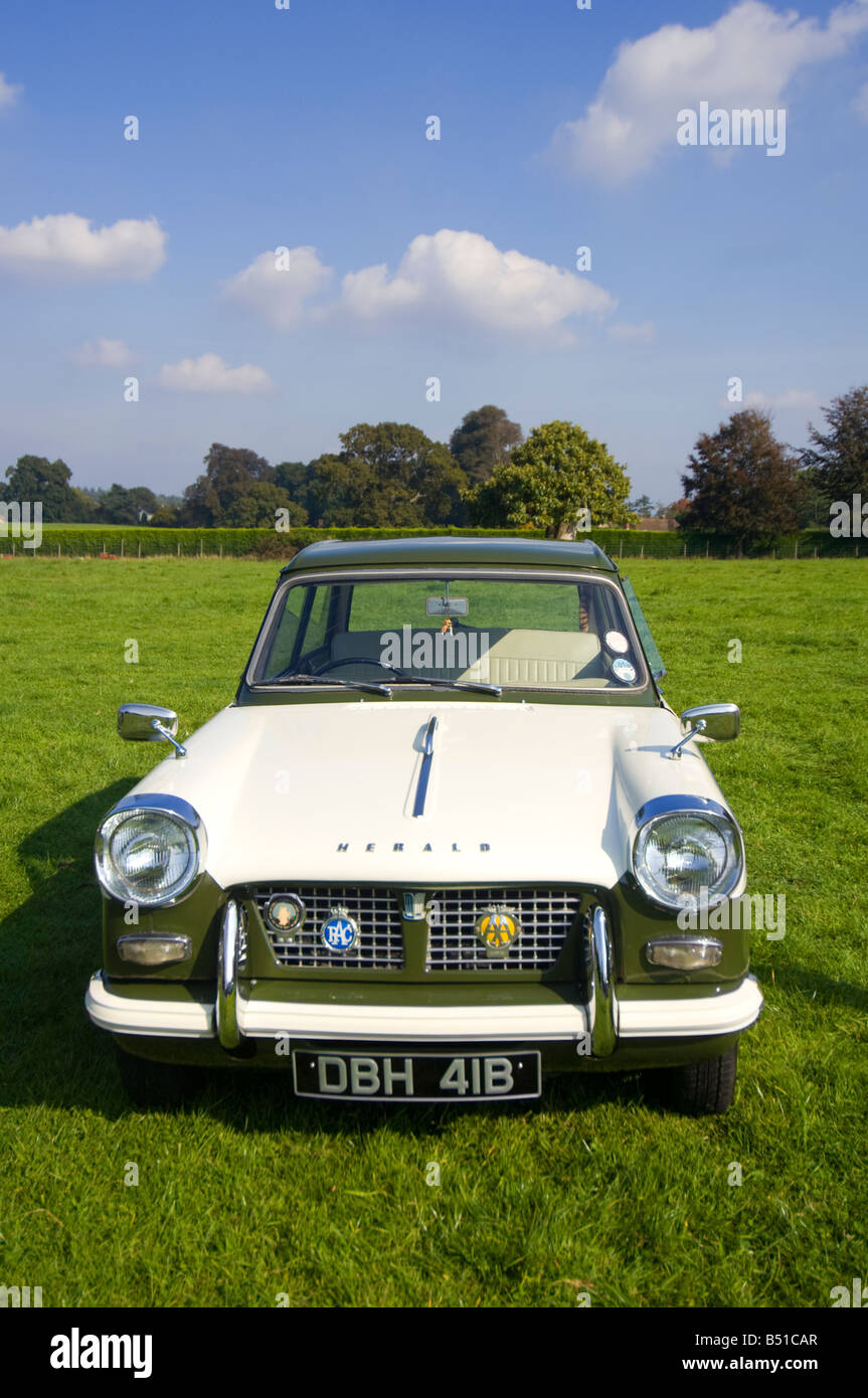 Triumph Herald Vintage Car sur l'affichage Banque D'Images