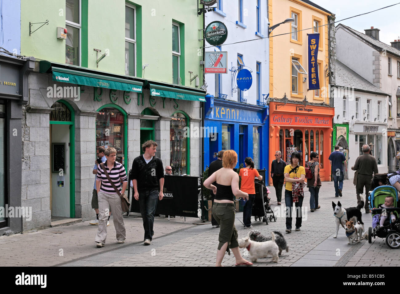 Shopping Mile High Street (Quartier Latin) à Galway, Irlande Banque D'Images