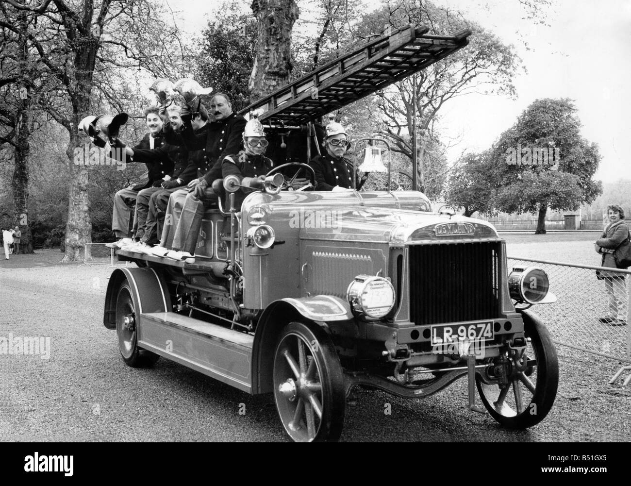 Un Leyland WD1 1918 ouvrir le feu moteur par Paul Engelmann de Saffron Walden, Essex en au London to Brighton run véhicule commercial . Le moteur a été fourni de nouveaux à la London fire brigade. Il s'est retrouvé dans une haie sur une ferme à Norfolk, et restauré. Mai 1987 P000230 ; Banque D'Images