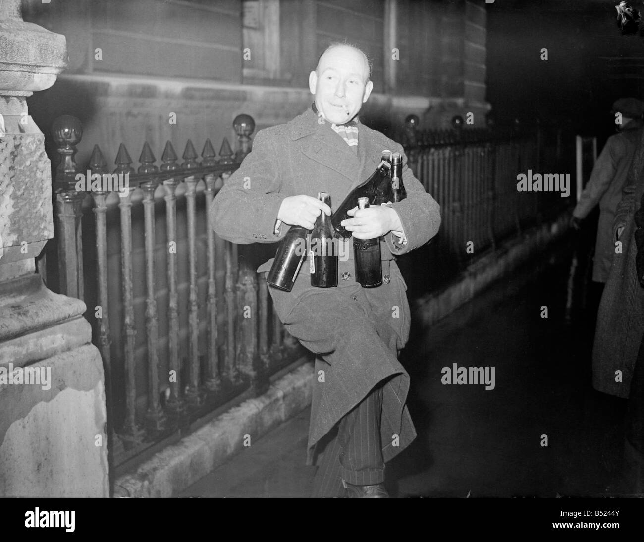 Les dockers forgé;Joe Harrison accusés de complot pour inciter les dockers de prendre part à une grève illégale.;DM 9/2/1951 Photo;Malindine 8/2/1951;B647/1 Banque D'Images