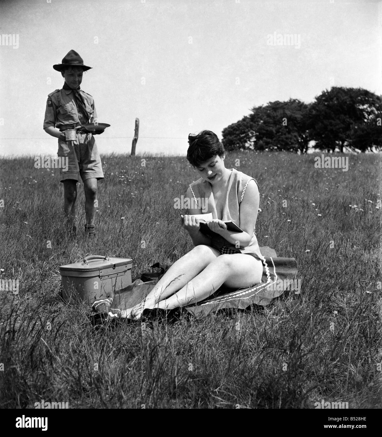 Gratuit Images Les Enfants L Humour Scout Ronald Berger Avec Le Bain De Soleil le plus cool salutations