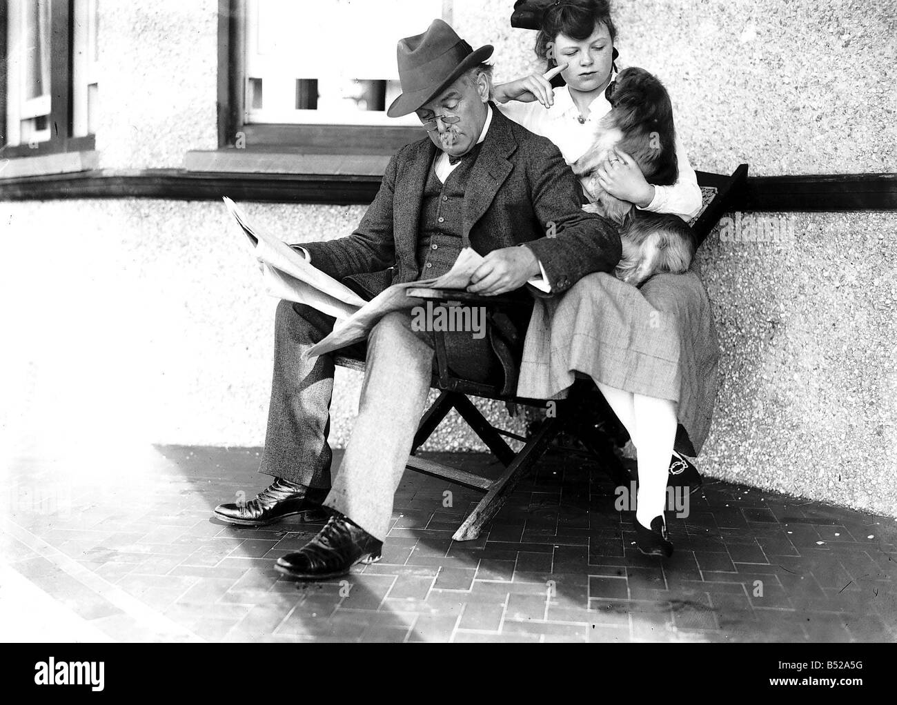 Le premier ministre Lloyd George et sa fille Megan en vacances au Pays de Galles 1917 Première Guerre mondiale Politique réussi de Lloyd George Asquith comme Banque D'Images
