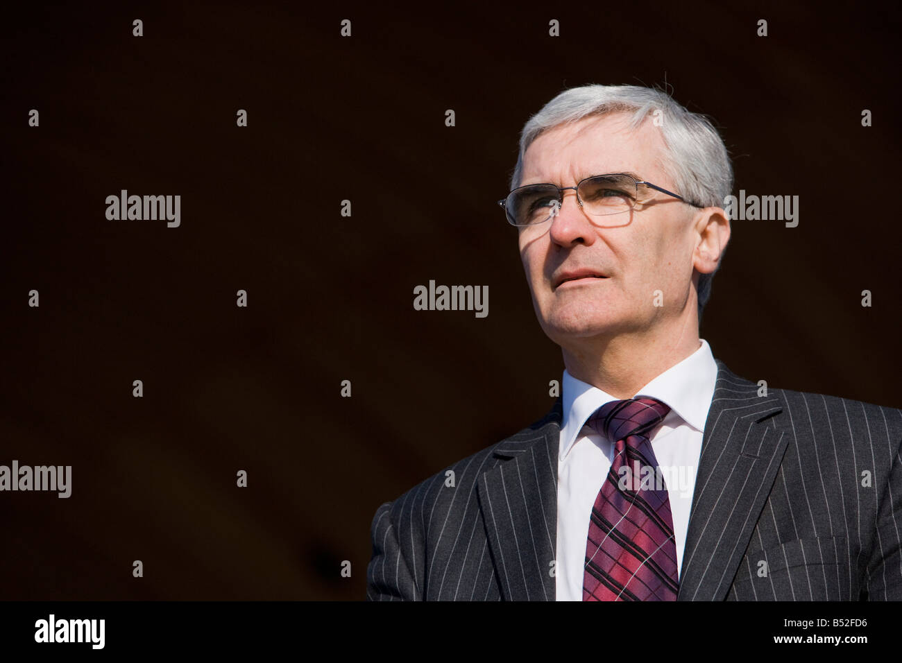 Martin Sykes, directeur exécutif de commerce de gouvernement. La baie de Cardiff. Banque D'Images