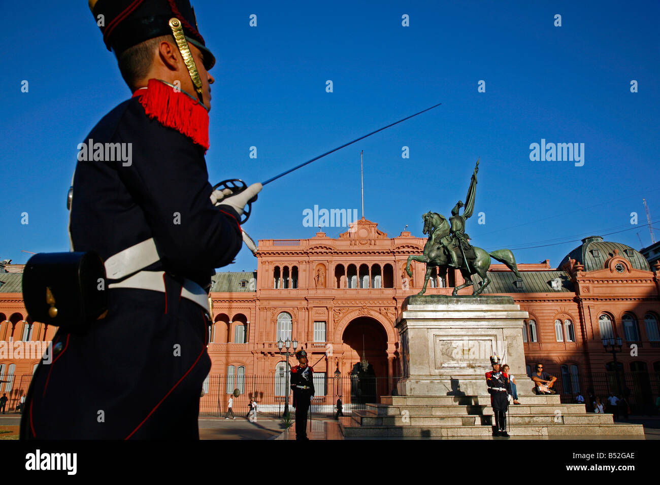 Mars 2008 - L'évolution des guards cérémonie à Casa Rosada, le palais présidentiel sur la Plaza de Mayo, Buenos Aires, Argentine Banque D'Images