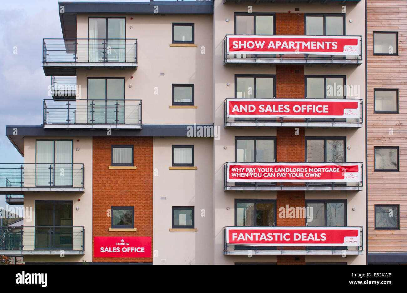Appartements à vendre et à louer sur Redrow développement dans Newport South Wales UK GO Banque D'Images