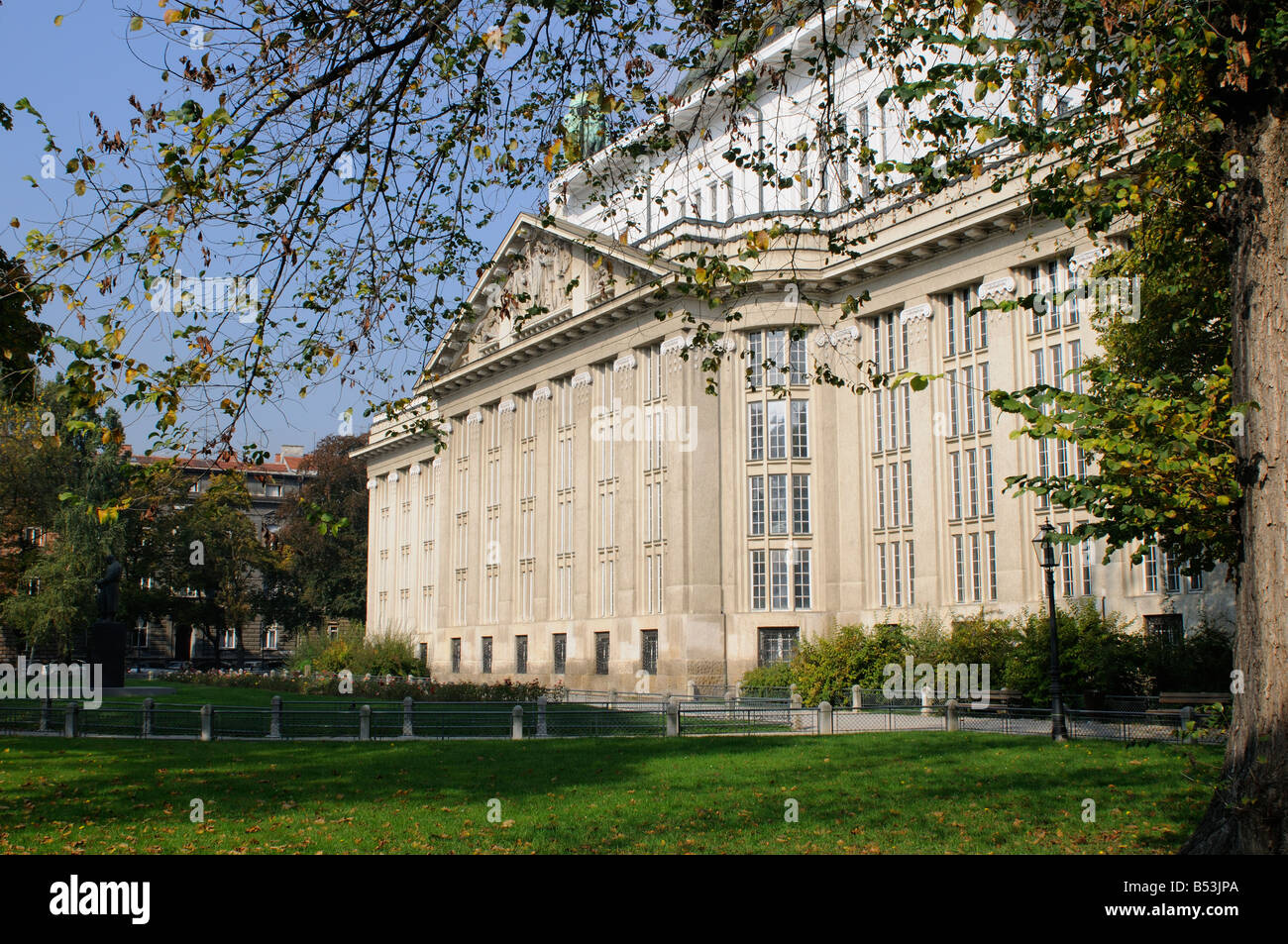 Bâtiment des archives du Gouvernement croate à la bibliothèque de l'université, autrefois Zagreb Croatie Banque D'Images