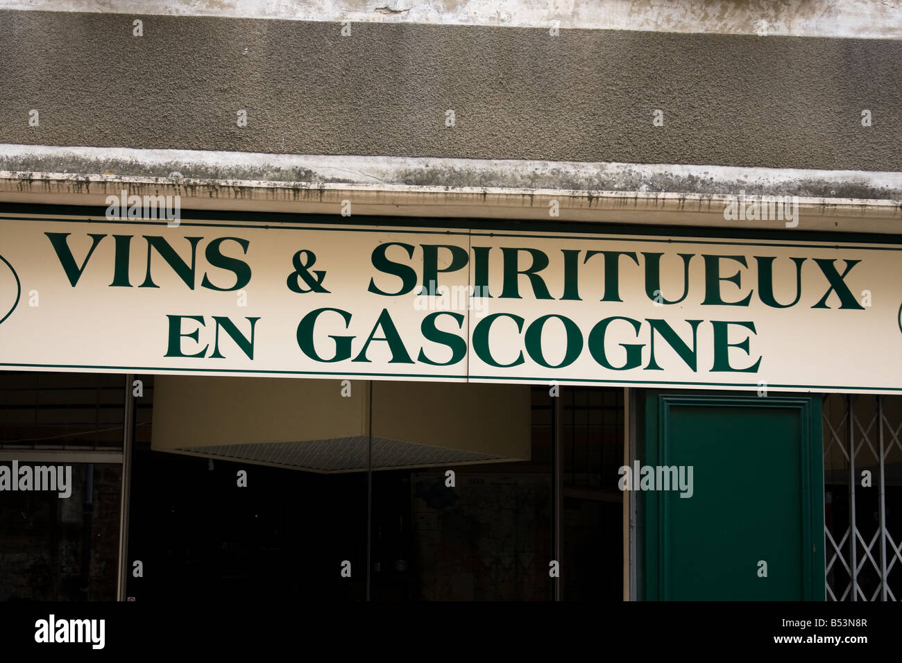 Boutique de vins et spiritueux - Eauze, Gers Midi-Pyrénées France sud Banque D'Images