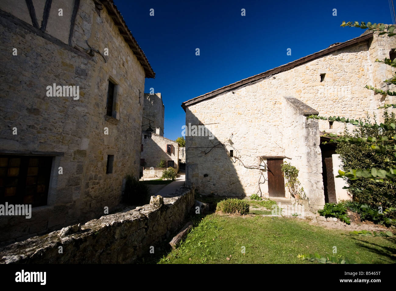 Larressingle village fortifié - Gers le sud de la France Banque D'Images