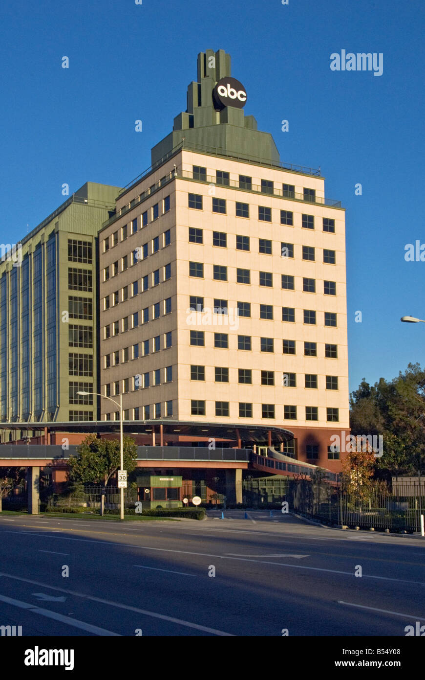 American Broadcasting Company (ABC) Réseau de télévision américain building Burbank CA en Californie. ABC est administré par Walt Disney Comp Banque D'Images