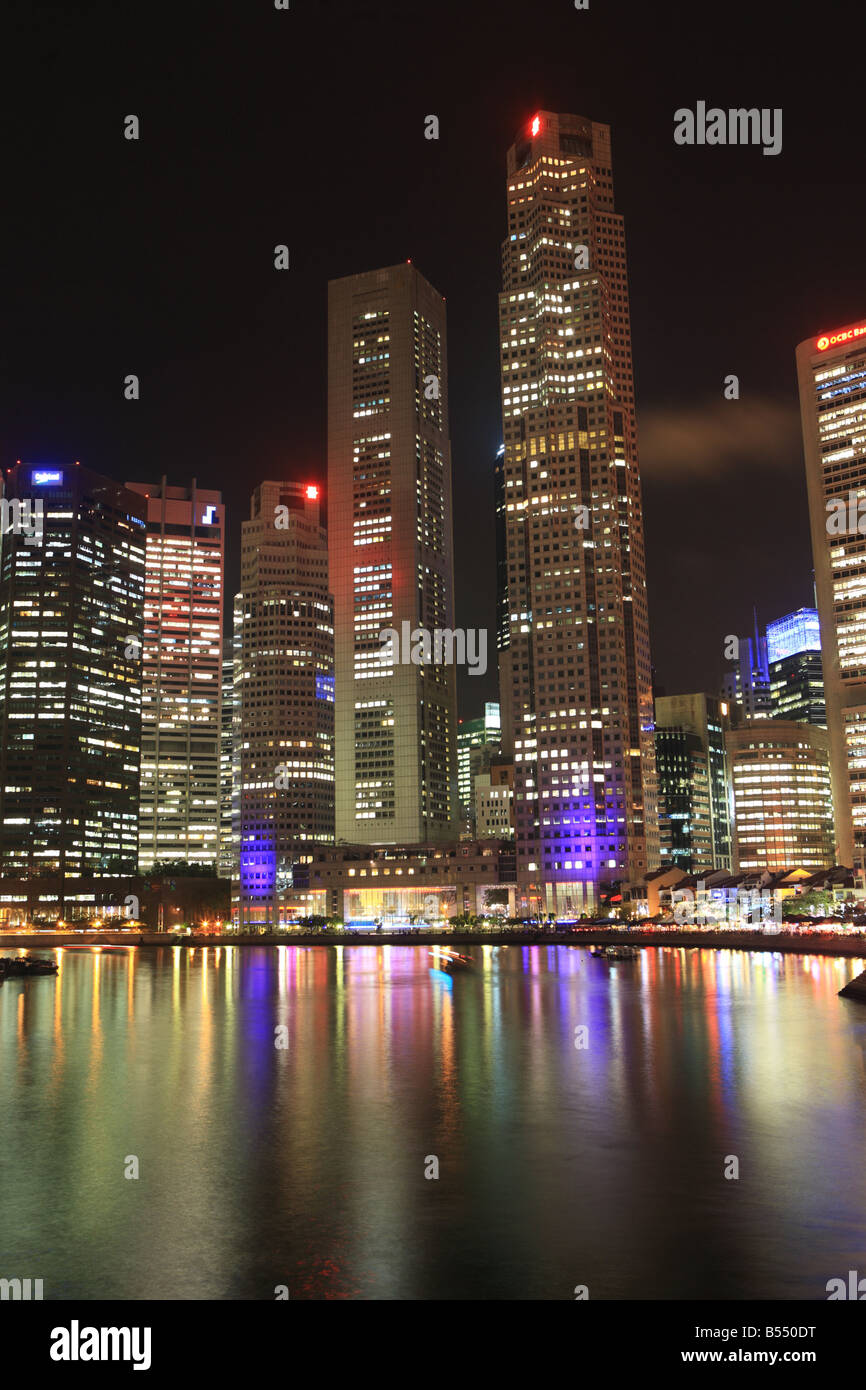 Singapour skyline at night Banque D'Images