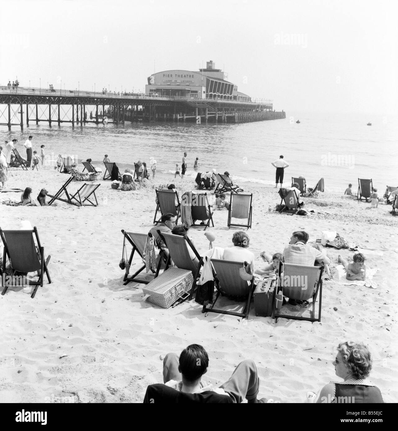 Vues générales sur la plage de Bournemouth. Juin 1960 M4341-001 Banque D'Images