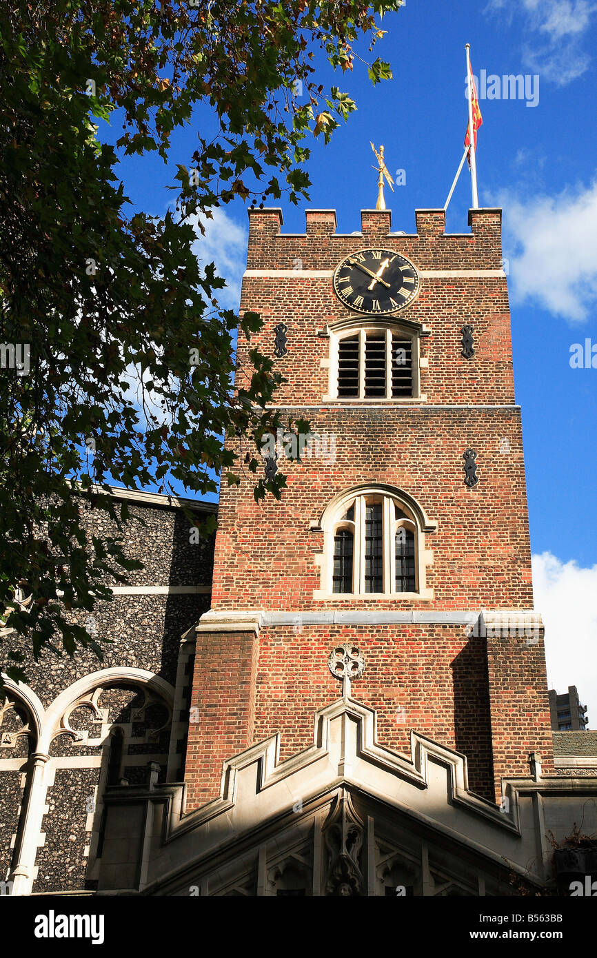 La grande église Saint Barthélémy dans West Smithfield City de Londres Angleterre Banque D'Images