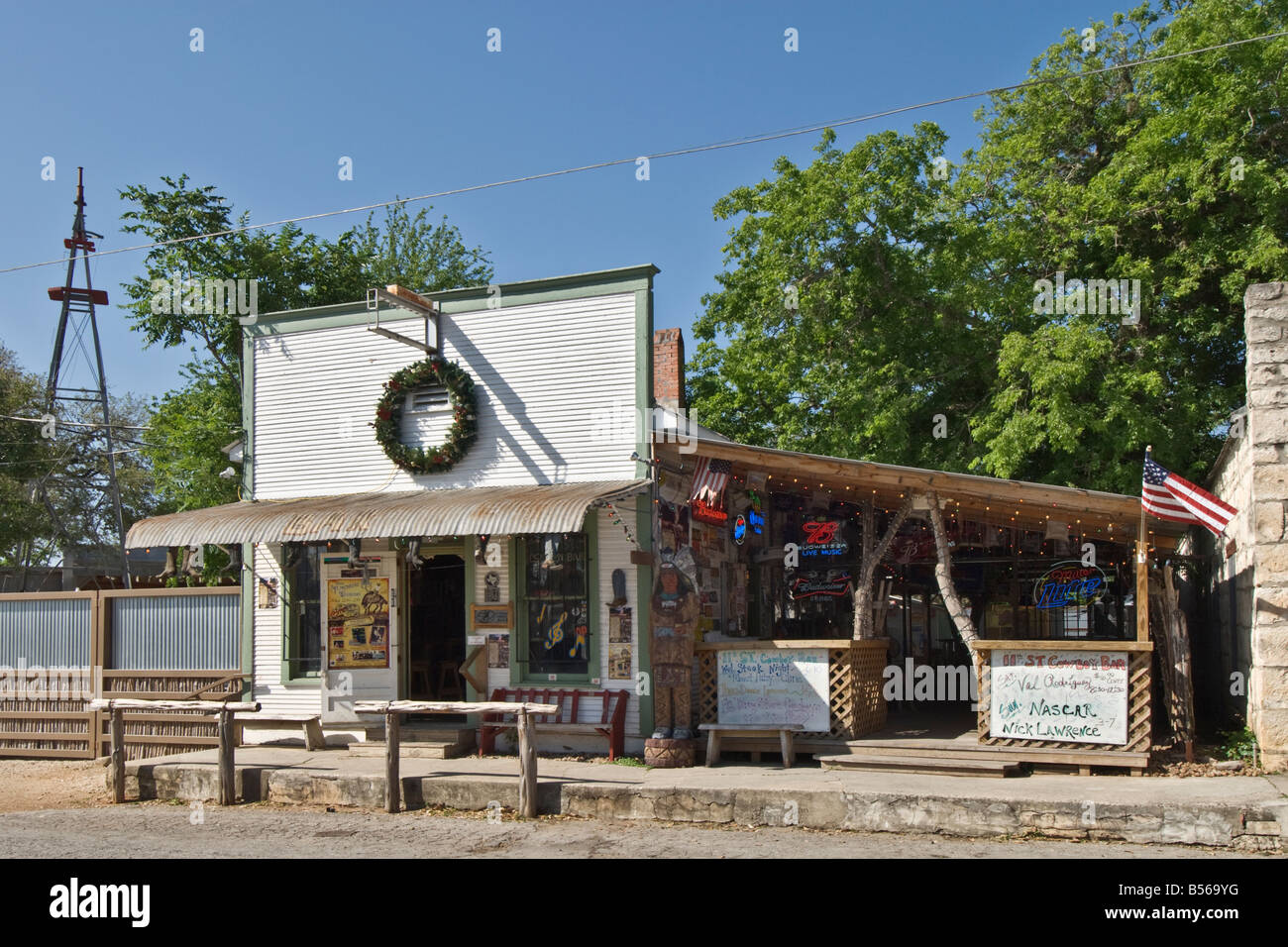 Texas Hill Country Bandera vieille ville historique 11e Rue Cowboy Bar Banque D'Images