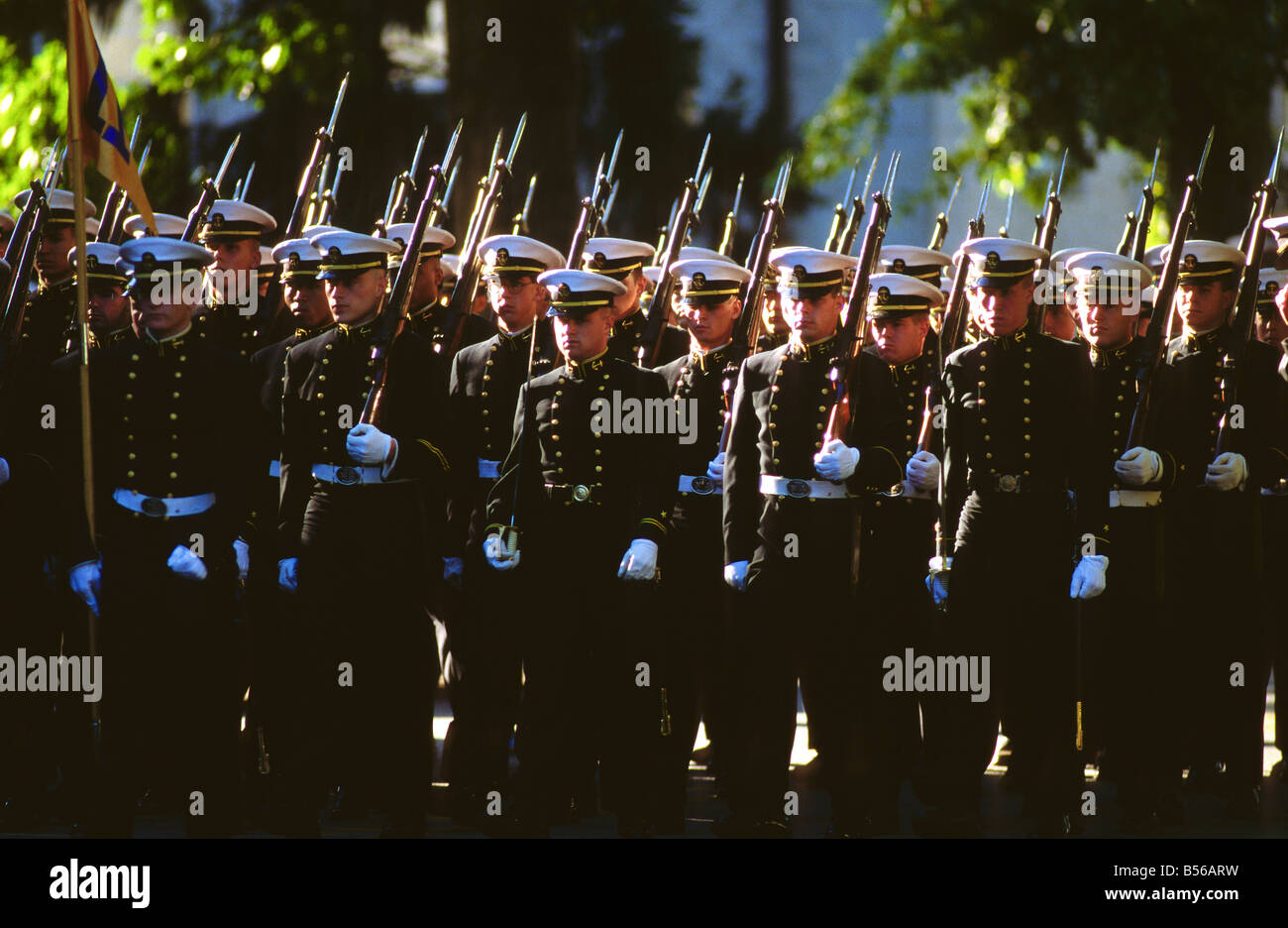 Annapolis Maryland aspirants à l'United States Naval Academy pendant mars une couleur Parade. Banque D'Images