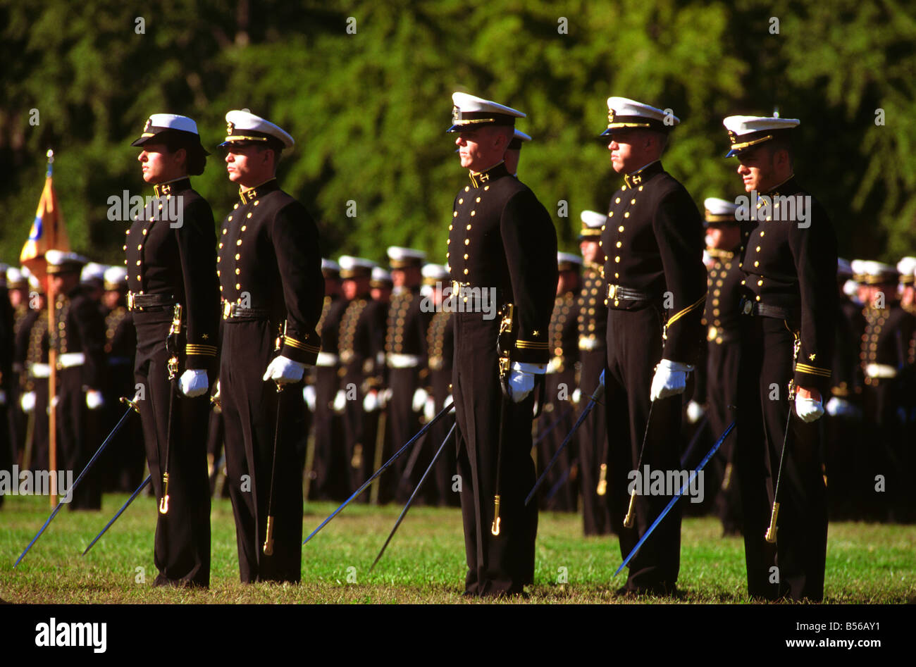 Annapolis Maryland aspirants à l'United States Naval Academy pendant mars une couleur Parade. Banque D'Images