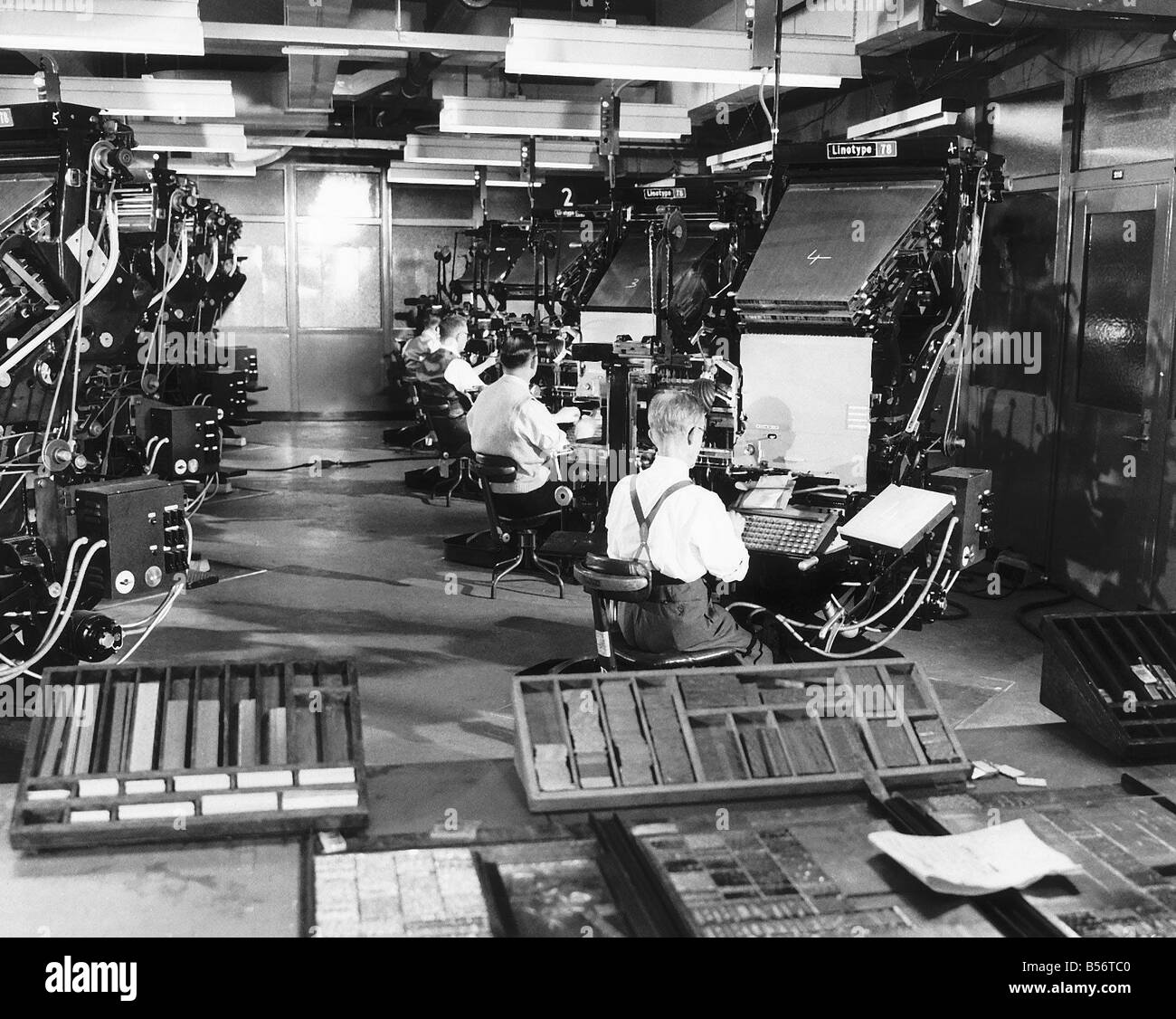 Les bureaux du Daily Mirror Bouverie Street Londres chambre Type vers 1920 Banque D'Images