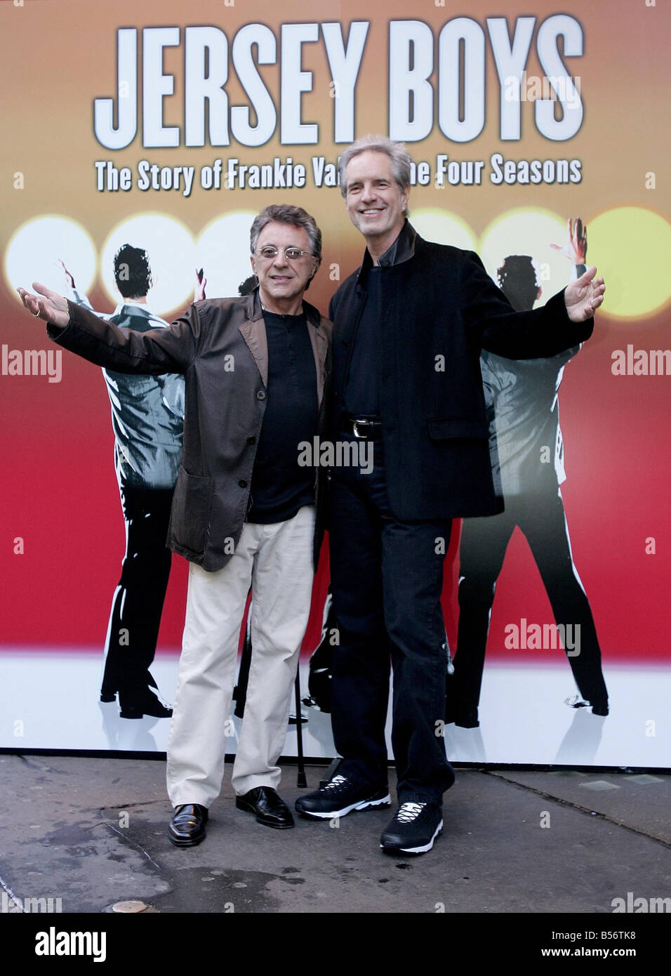 Frankie Valli fait la promotion de la comédie musicale Jersey Boys qui  raconte l'histoire de Valli et son groupe Les Quatre Saisons est à venir à  Londres West End en mars 2008