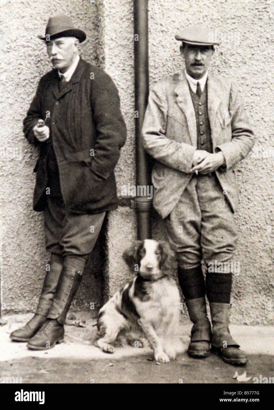1909 Sir John Stewart Clark sur le droit immobilier Dundas un an après l'achat de la Rolls Royce 1908 vendu aux enchères pour 500 000 Banque D'Images