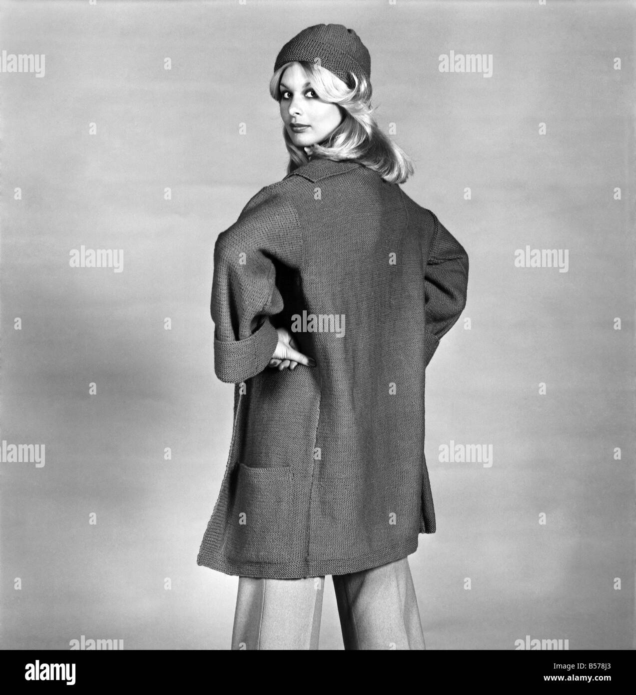 Womens : les années 1970 Fashions S/M : Jilly Johnson. Janvier 1975 75-00001-012 Banque D'Images