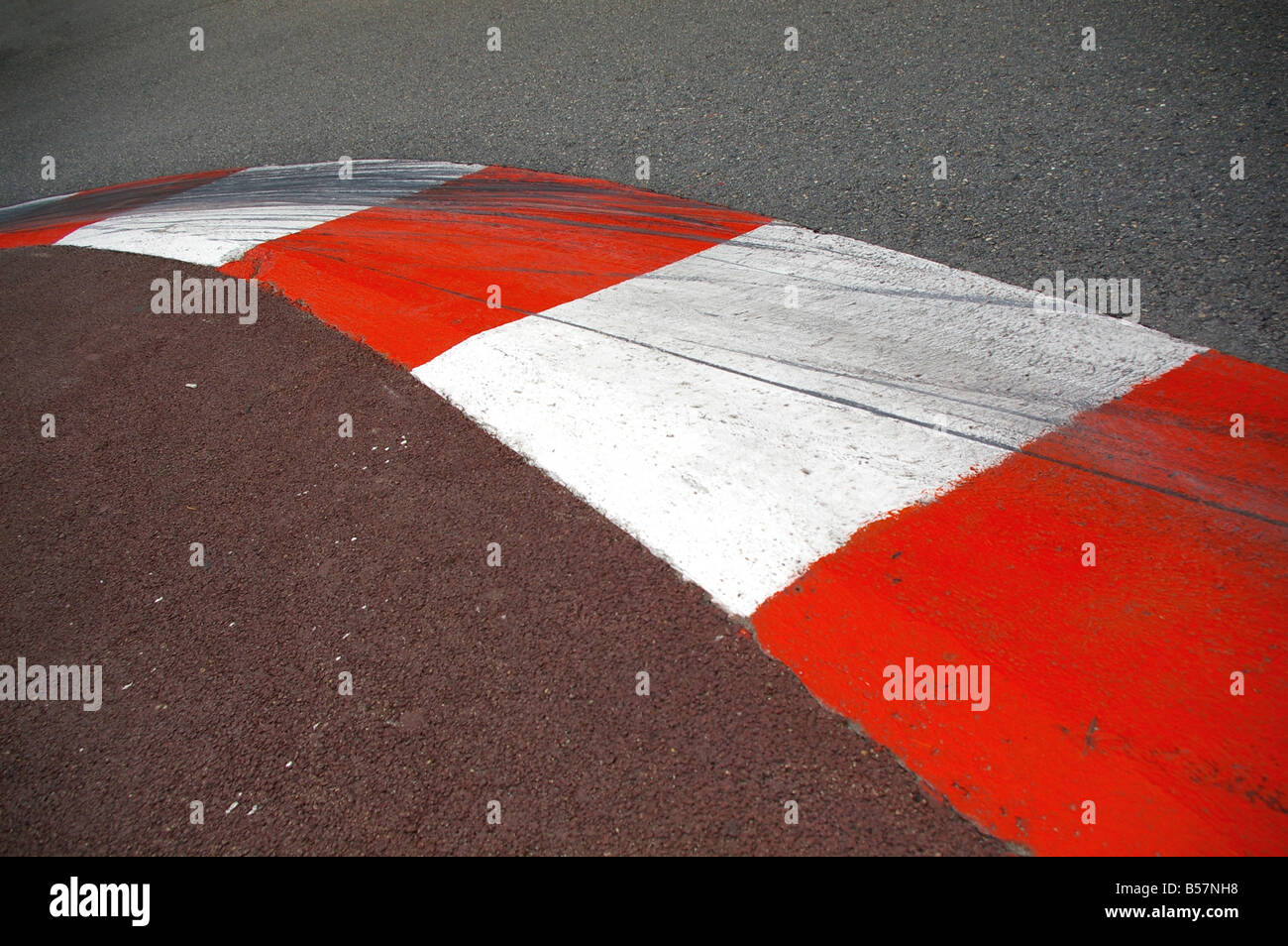 Freiner sur la Formule Un Grand Prix circuit de course à Monaco Banque D'Images