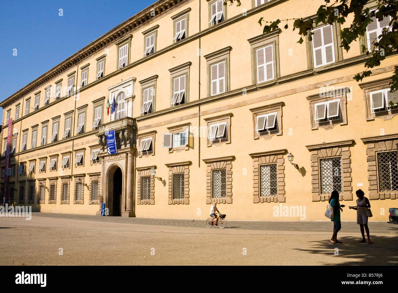 Palazzo Ducale, Eliza de l'ancienne maison de Bonaparte, la Piazza Napoleone, Lucca, Toscane, Italie Banque D'Images