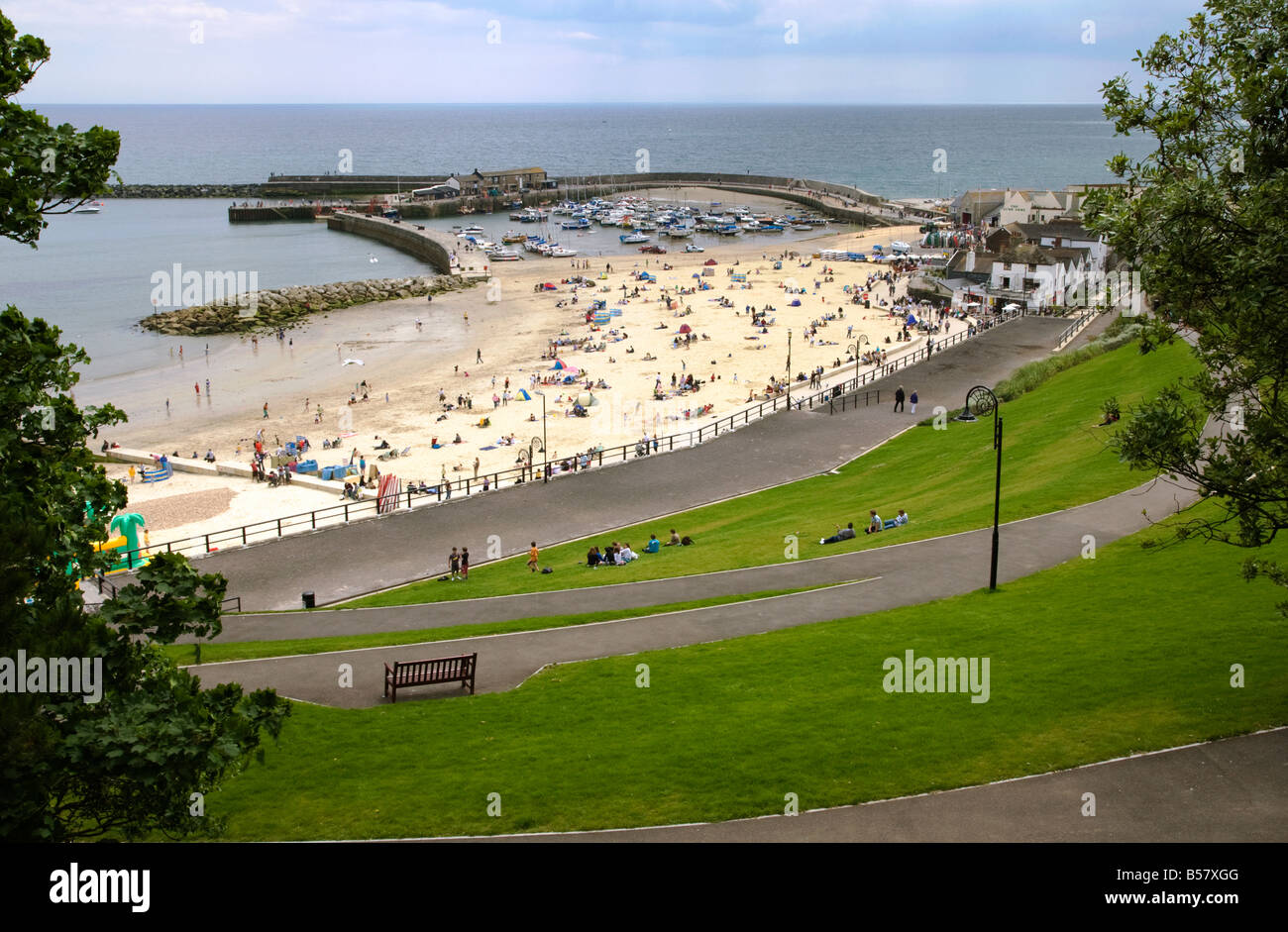 La Cobb et plage de Lyme Regis, dans le Dorset, Angleterre, Royaume-Uni, Europe Banque D'Images