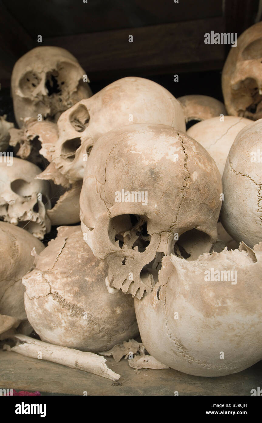 Certains des crânes, 9000 Champs de la mort, à Choeung Ek, Phnom Penh, Cambodge, Indochine, Asie du Sud, Asie Banque D'Images