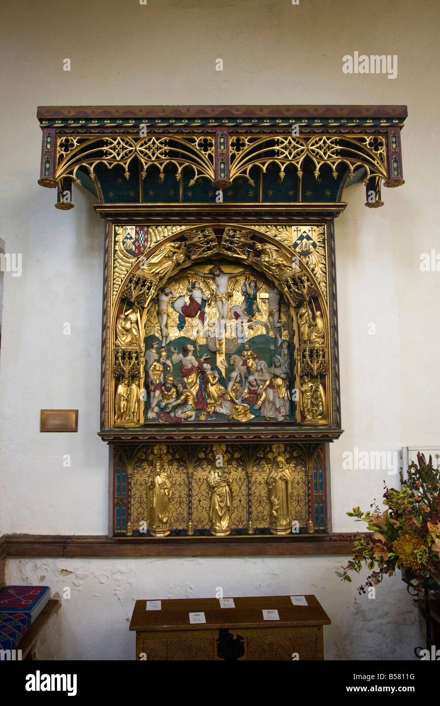 Autel retable flamand de la Renaissance à l'intérieur de l'église St Mary à Cavendish, Suffolk, UK Banque D'Images
