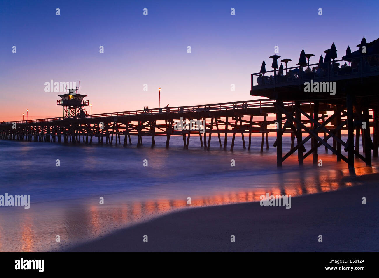 Au coucher du soleil, jetée municipale de San Clemente, Orange County, Californie, États-Unis d'Amérique, Amérique du Nord Banque D'Images