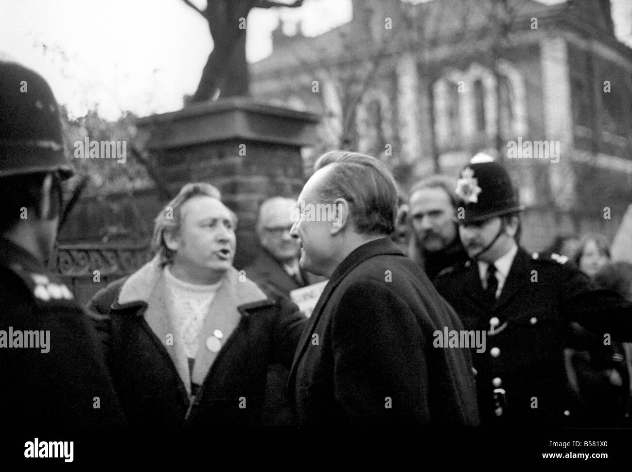 L'étude d'Hénoch : Enoch Powell cette soirée a été l'orateur invité à la campagne anti Marché commun à l'Église Emmanuel Hornsey Hall. Février 1975 75-01048-008 Banque D'Images