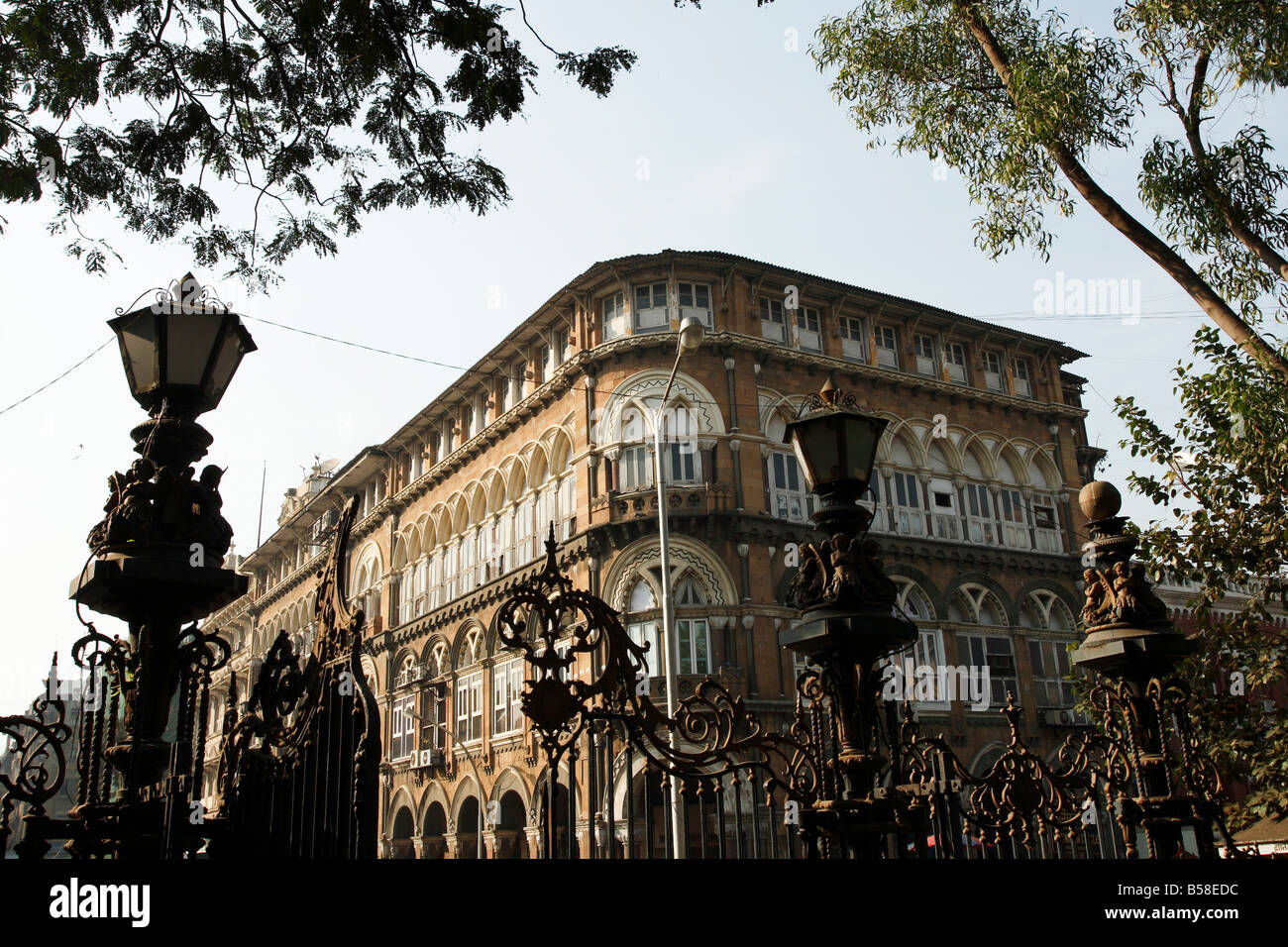 Bâtiment surprenant et l'architecture à l'Inde Bombay Mumbai Horniman Circle Banque D'Images