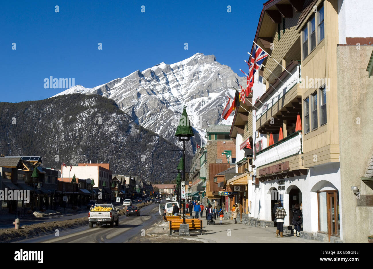 Mount Norquay et centre-ville de Banff, Alberta, Canada, Amérique du Nord Banque D'Images
