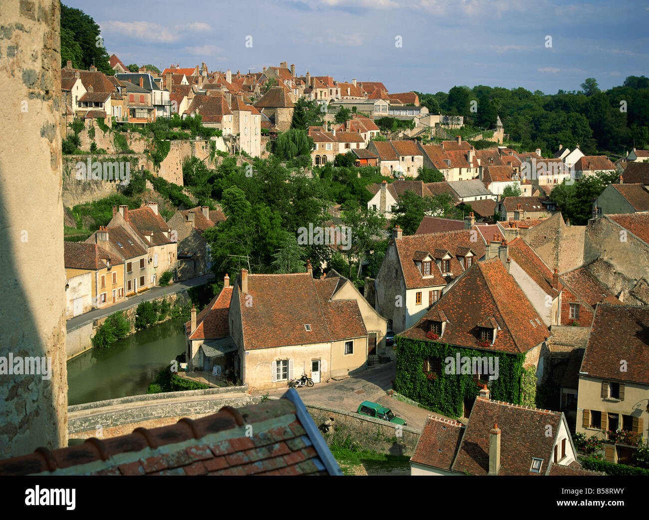 Semur en Auxois depuis les remparts, Bourgogne, France, Europe Banque D'Images