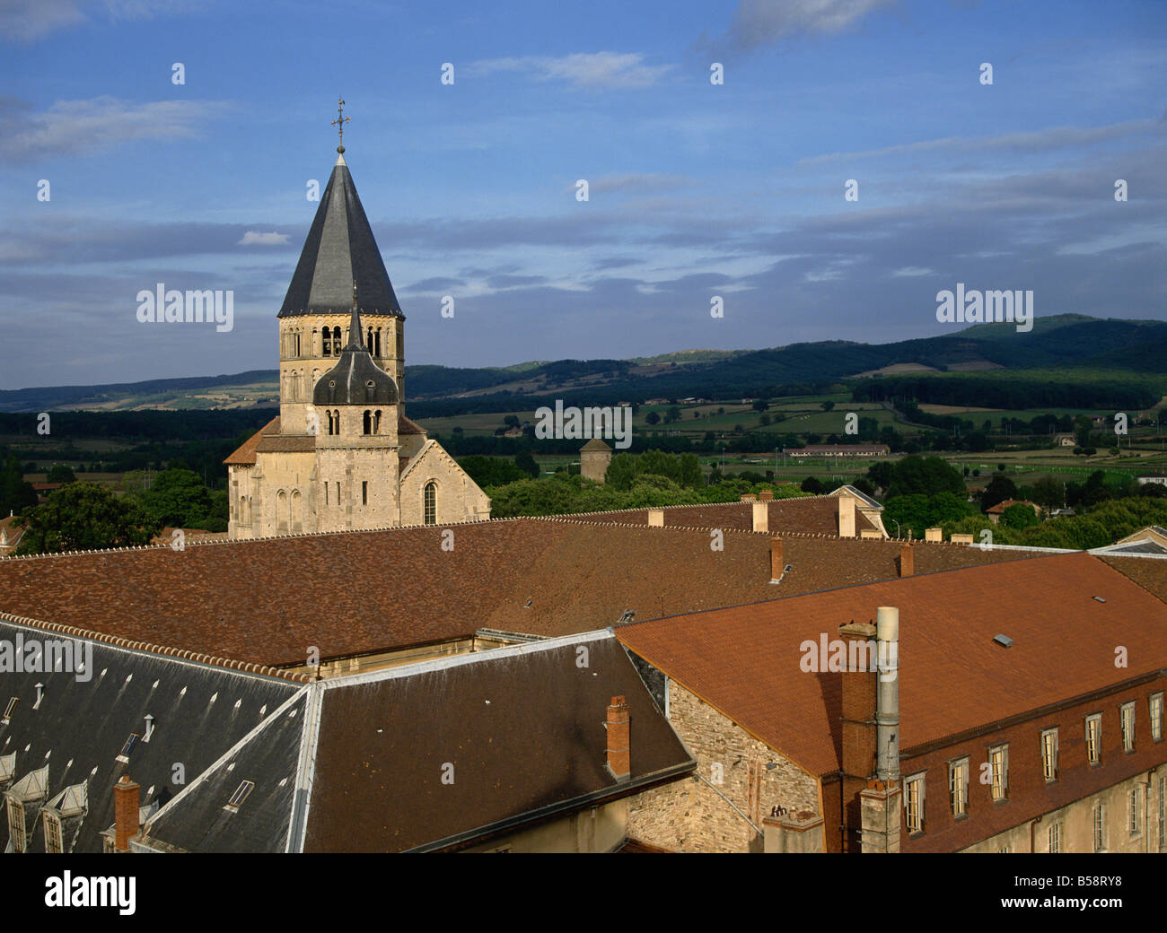 Monastère et beffroi de l'eau bénite, Cluny, Bourgogne, France, Europe Banque D'Images