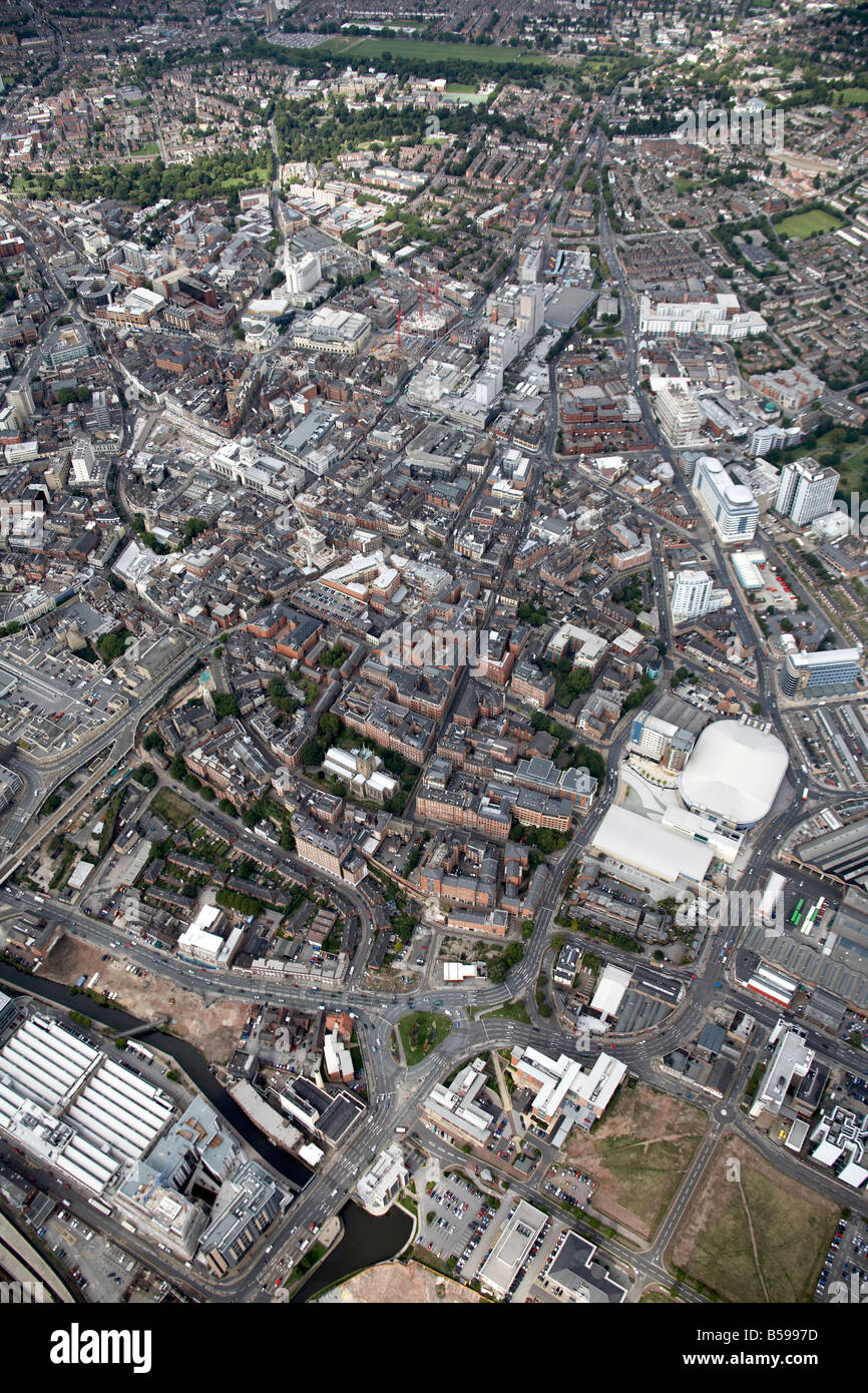 Vue aérienne au nord-ouest de Notingham Centre-ville Canal Street, rue Broad Street Stoney NG1 England UK oblique de haut niveau Banque D'Images