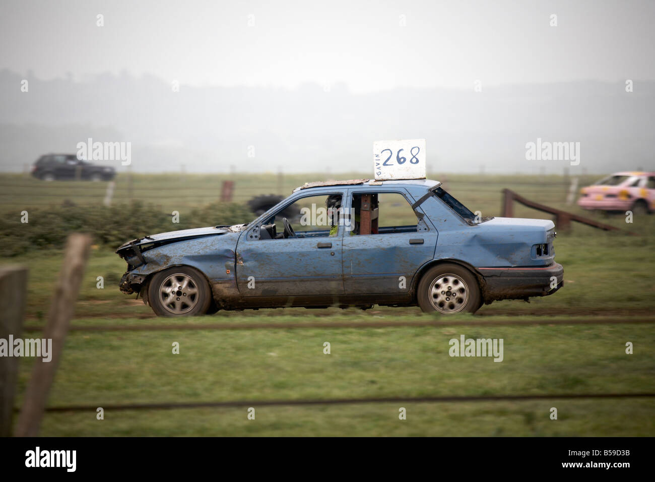 Stoxx ou stock banger racing voiture près de Shalcombe Ile de Wight Angleterre UK Banque D'Images