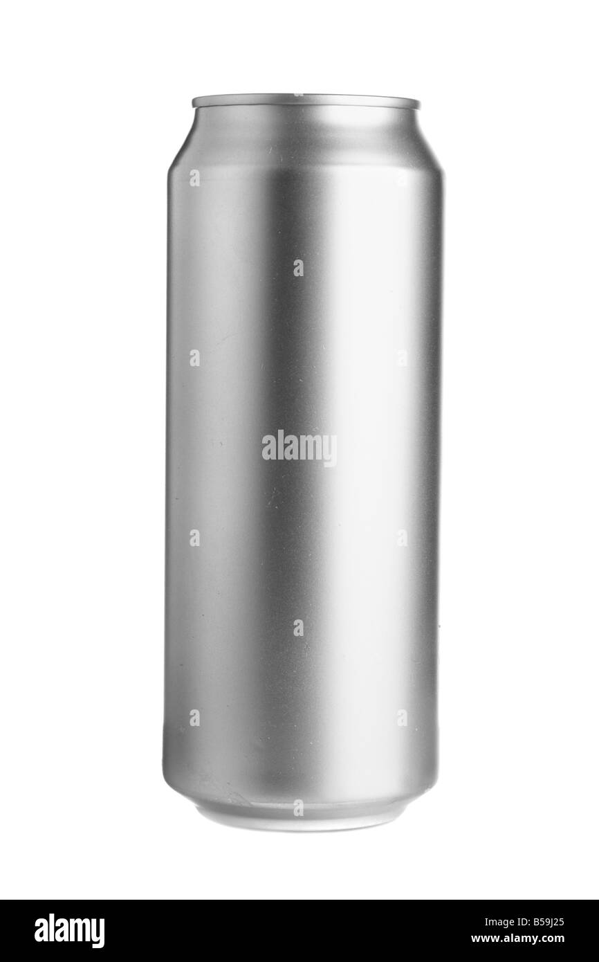 La bière en aluminium isolé sur fond blanc peuvent Banque D'Images