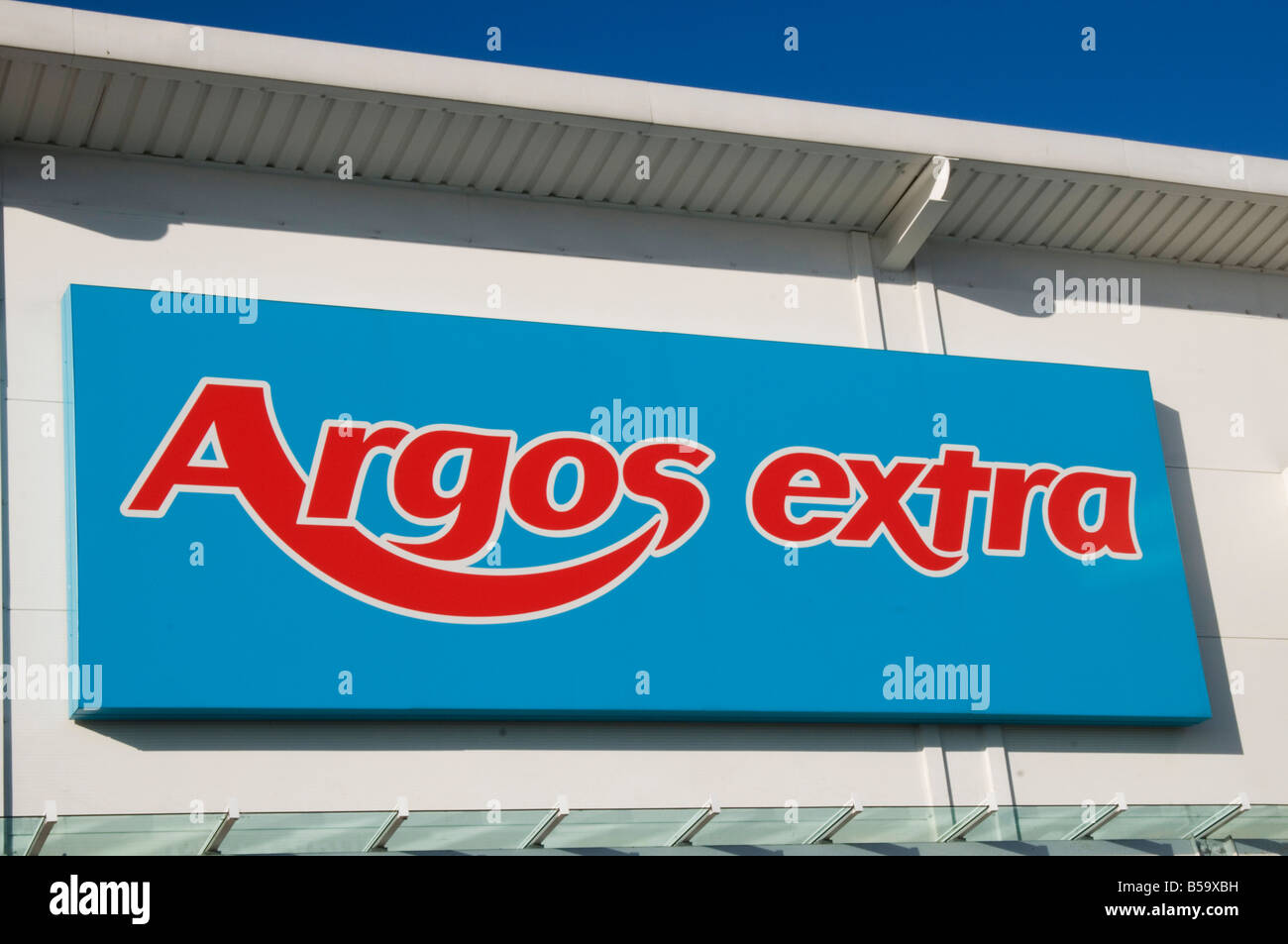 Catalogue du magasin Argos shoping shopping internet retailer magasin de détail hors ville shopper online uk anglais angleterre Banque D'Images