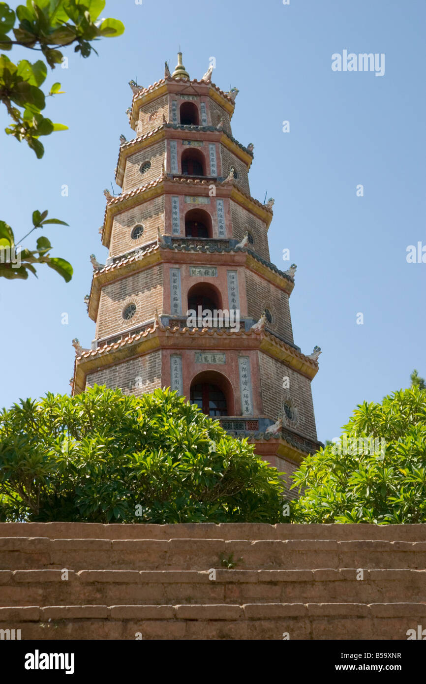 La pagode de Thien Mu Hue Vietnam Banque D'Images