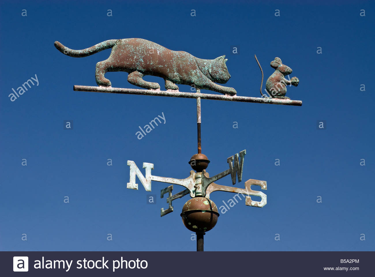 Chat Et Souris Le Cuivre Girouettes A El Centro Artesiano Cadeaux Dans La Vieille Ville De San Diego California Usa Photo Stock Alamy Chat Et Souris Le Cuivre Girouettes A El Centro Artesiano Cadeaux Dans La Vieille Ville De San Diego California Usa Photo Stock Alamy