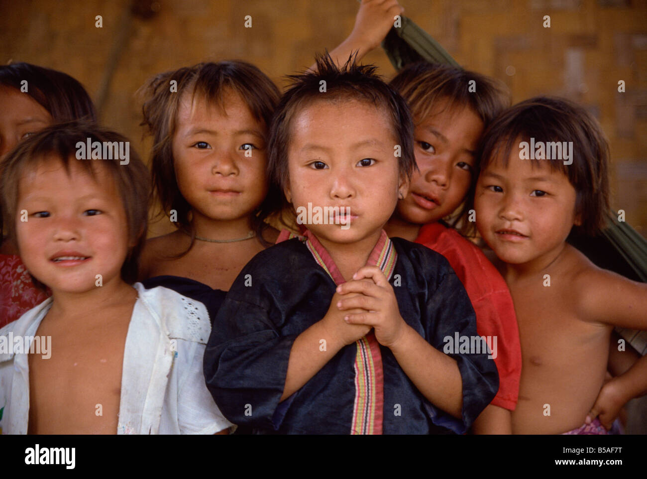 Enfants Hmong, Laos, Indochine, Asie du sud-est Banque D'Images