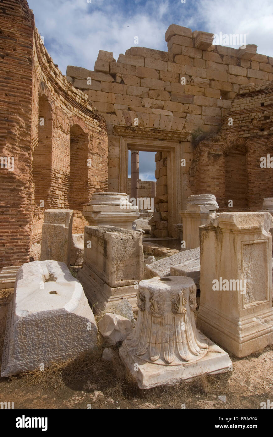 Forum dynastie, romaine site de Leptis Magna, Site du patrimoine mondial de l'UNESCO, la Libye, l'Afrique du Nord, Afrique Banque D'Images