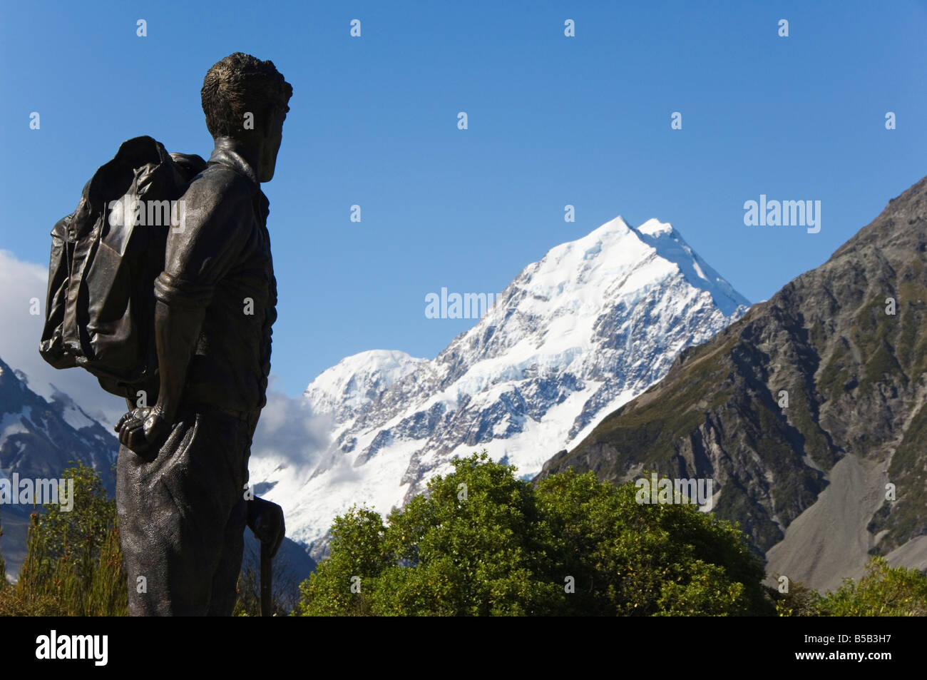 Statue de Sir Edmund Hillary, Te Wahipounamu, parc national Aoraki, Alpes du Sud, l'île du Sud, Nouvelle-Zélande Banque D'Images