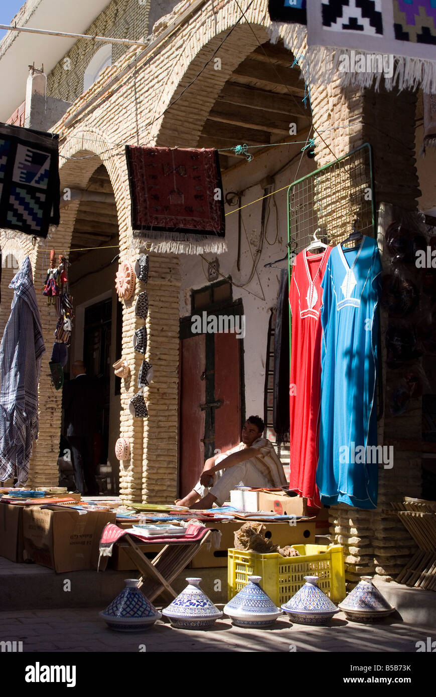 Medina et de l'artisanat, Tozeur, Tunisie, Afrique du Nord, Afrique Banque D'Images